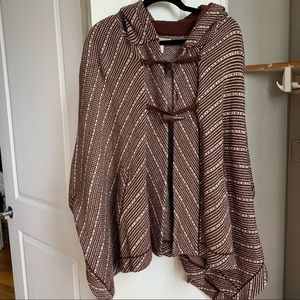 Knit Cape / Poncho